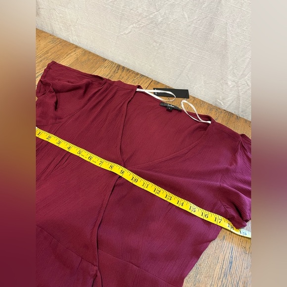 ❤️ LULUS Robe longue bourgogne – Taille S – NWT - Picture 9 of 11